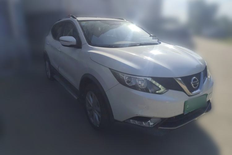 Used Nissan Qashqai 2017 2.0L CVT Elite Edition China V Standard Front Right 45 Deg