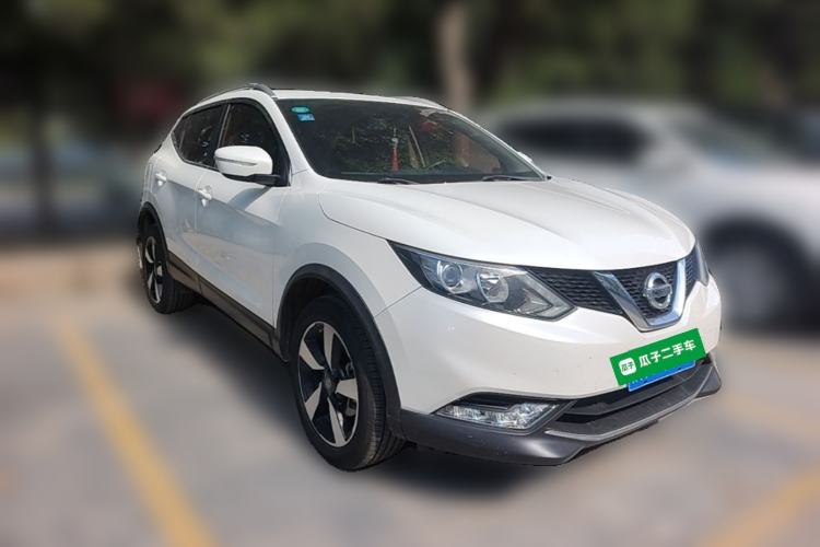 Used Nissan Qashqai 2017 2.0L CVT Smart Enjoyment Version China V Standard Front Right 45 Deg