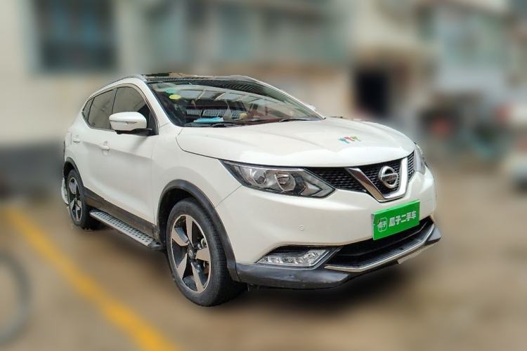 Used Nissan Qashqai 2017 2.0L CVT Luxury Edition China V Standard Front Right 45 Deg