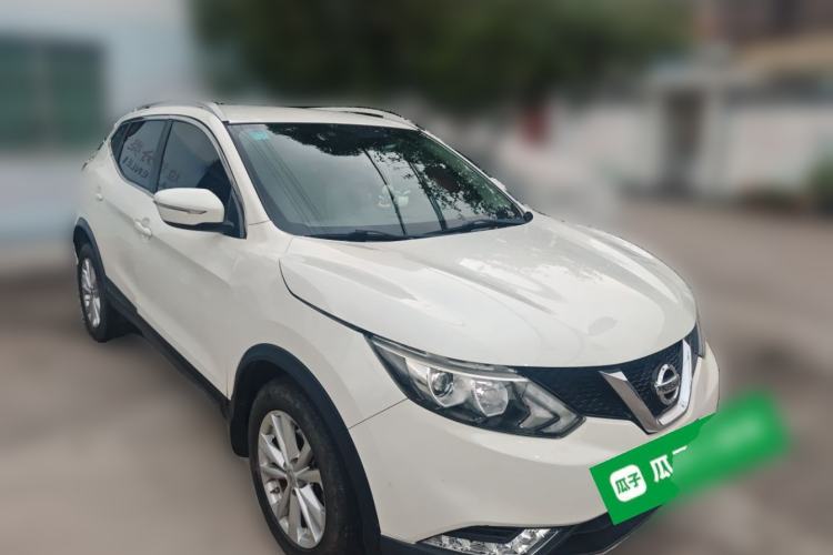 Used Nissan Qashqai 2017 2.0L CVT Elite Edition China V Standard Front Right 45 Deg