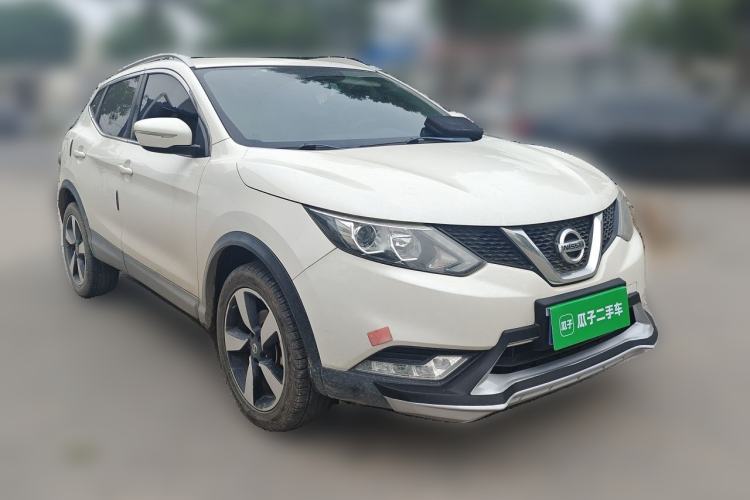 Used Nissan Qashqai 2017 2.0L CVT Smart Enjoyment Version China V Standard Front Right 45 Deg