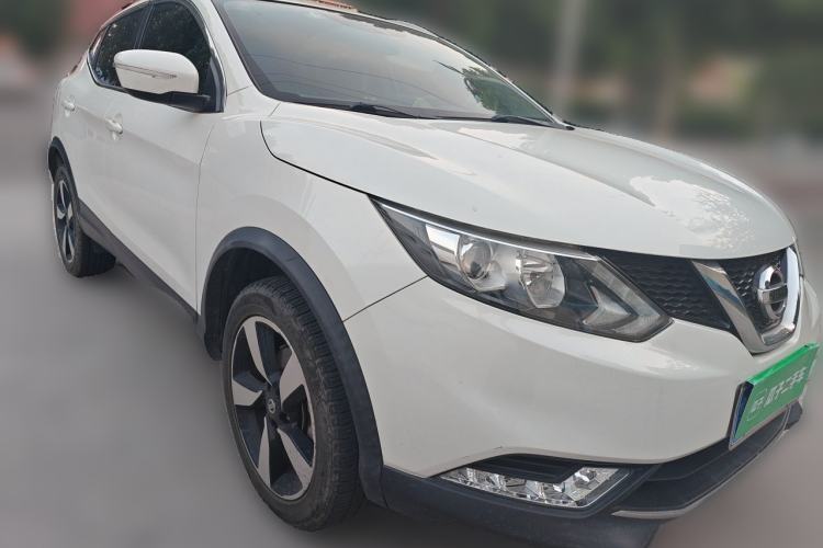 Used Nissan Qashqai 2017 2.0L CVT Smart Enjoyment Version China V Standard Front Right 45 Deg