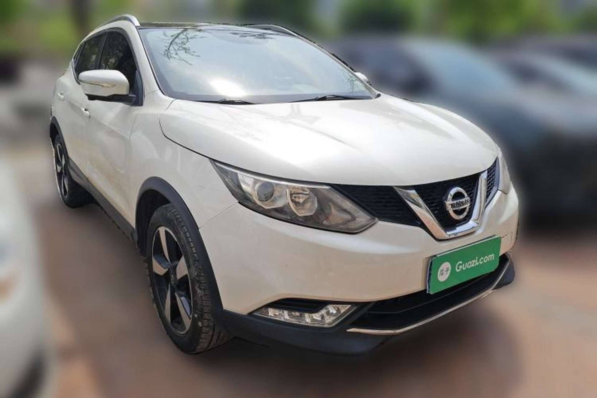 Used Nissan Qashqai 2017 2.0L CVT Luxury Edition China V Standard Front Right 45 Deg