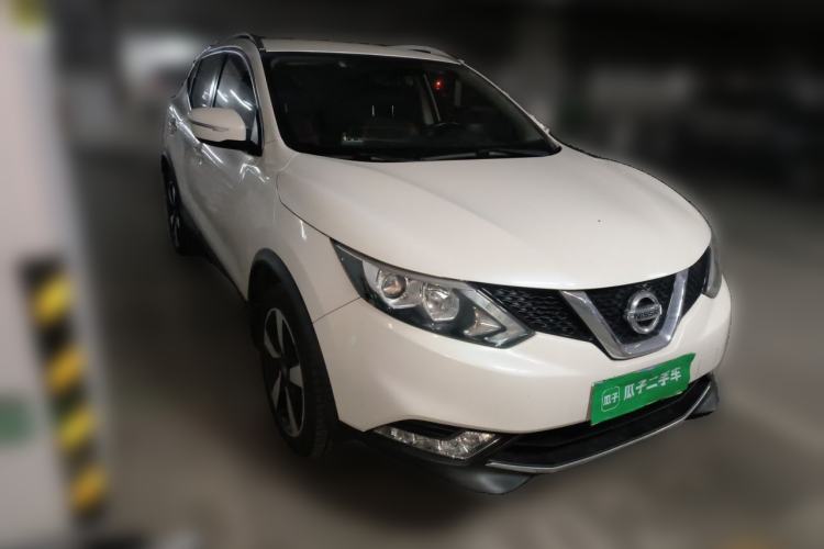 Used Nissan Qashqai 2017 2.0L CVT Smart Enjoyment Version China V Standard Front Right 45 Deg