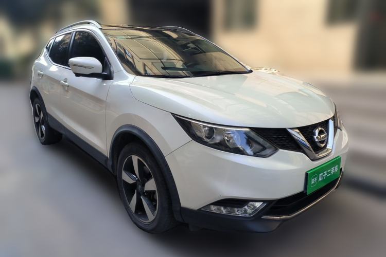 Used Nissan Qashqai 2017 2.0L CVT Luxury Edition China V Standard Front Right 45 Deg