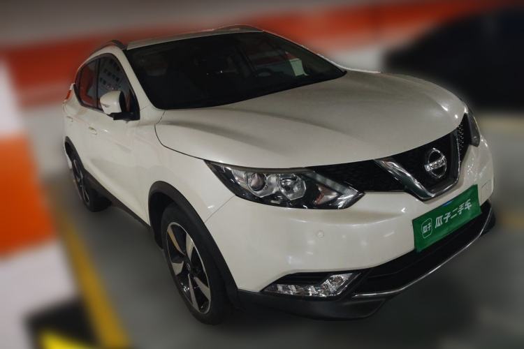 Used Nissan Qashqai 2017 2.0L CVT Smart Enjoyment Version China V Standard Front Right 45 Deg