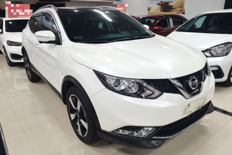 Used Nissan Qashqai 2017 2.0L CVT Luxury Edition China V Standard Front Right 45 Deg