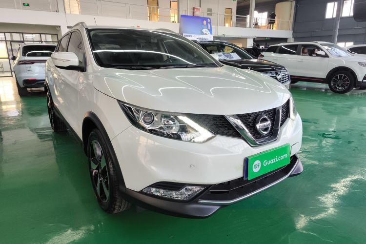 Used Nissan Qashqai 2017 2.0L CVT Smart Enjoyment Version China V Standard Front Right 45 Deg