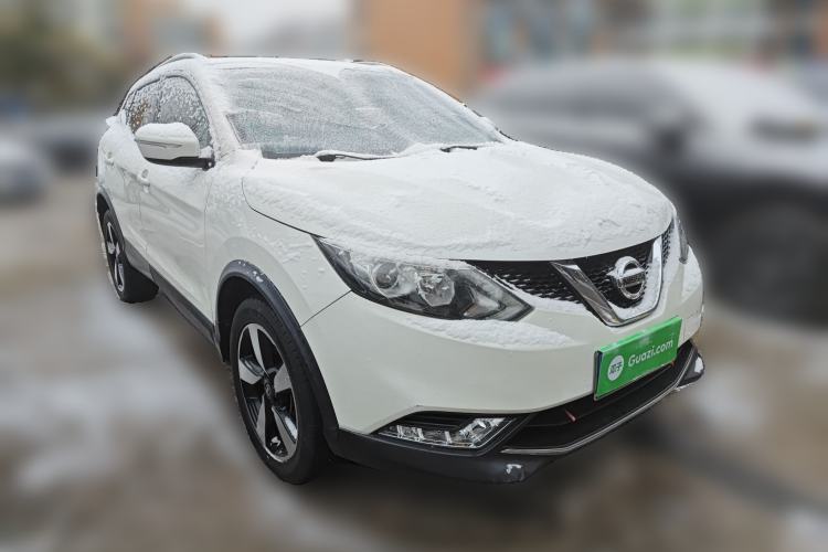 Used Nissan Qashqai 2017 2.0L CVT Smart Enjoyment Version China V Standard Front Right 45 Deg