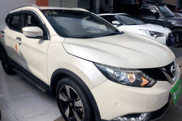 Used Nissan Qashqai 2017 2.0L CVT Smart Enjoyment Version China V Standard Front Right 45 Deg
