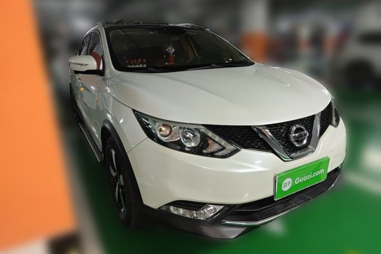 Used Nissan Qashqai 2017 2.0L CVT Luxury Edition China V Standard Front Right 45 Deg