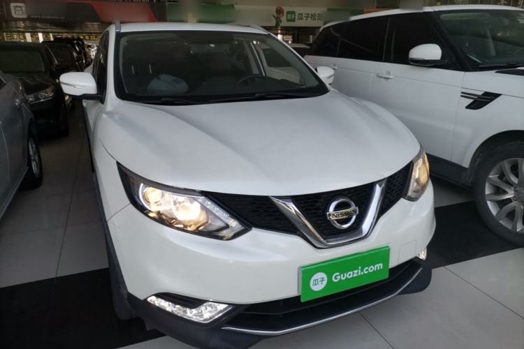 Used Nissan Qashqai 2017 2.0L CVT Smart Enjoyment Version China V Standard Front Right 45 Deg