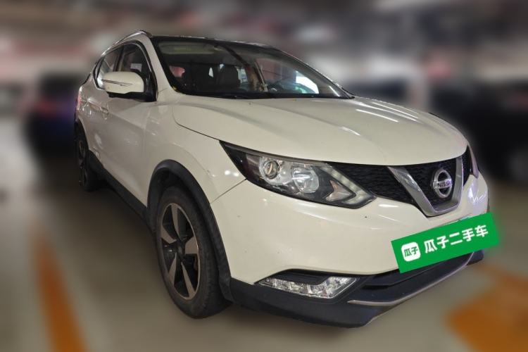 Used Nissan Qashqai 2017 2.0L CVT Luxury Edition China V Standard Front Right 45 Deg