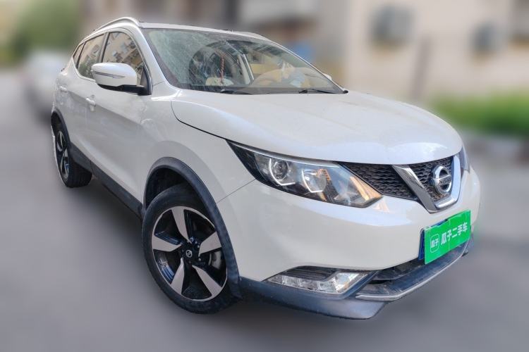 Used Nissan Qashqai 2017 2.0L CVT Smart Enjoyment Version China V Standard Front Right 45 Deg