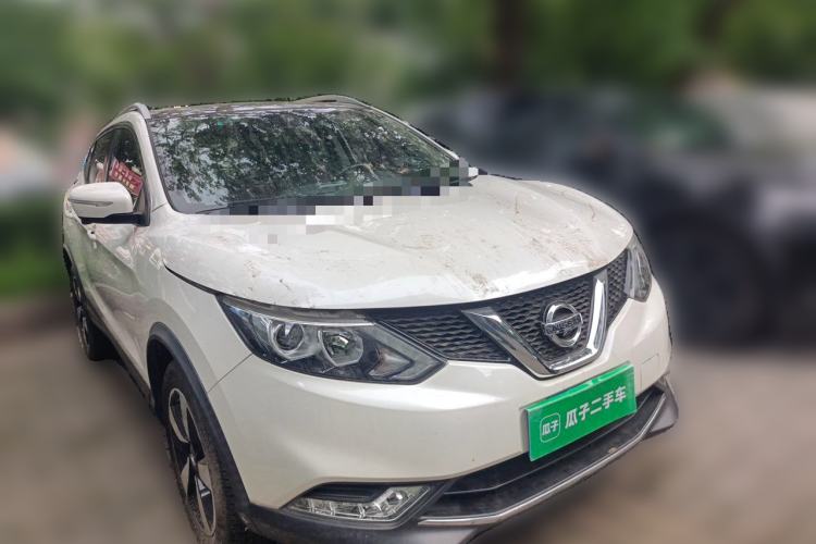 Used Nissan Qashqai 2017 2.0L CVT Luxury Edition China V Standard Front Right 45 Deg