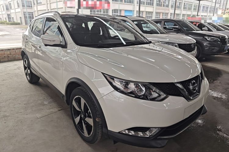 Used Nissan Qashqai 2017 2.0L CVT Luxury Edition China VI Standard Front Right 45 Deg