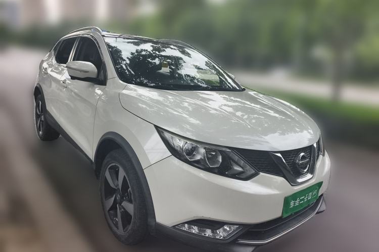Used Nissan Qashqai 2017 2.0L CVT Luxury Edition China V Standard Front Right 45 Deg