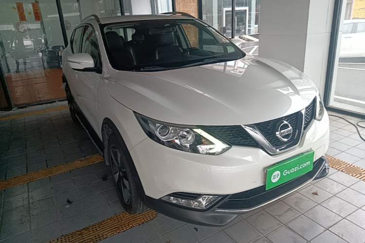Used Nissan Qashqai 2017 2.0L CVT Smart Enjoyment Version China V Standard Front Right 45 Deg