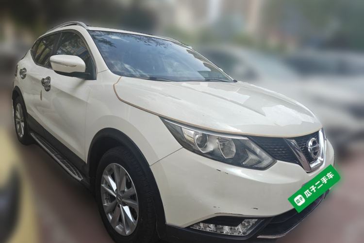 Used Nissan Qashqai 2017 2.0L CVT Elite Edition China V Standard Front Right 45 Deg