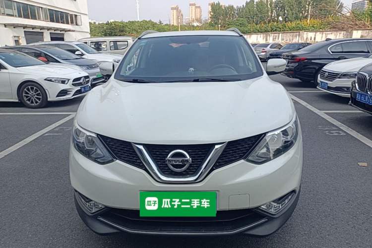 Used Nissan Qashqai 2017 2.0L CVT Elite Edition China V Standard Front