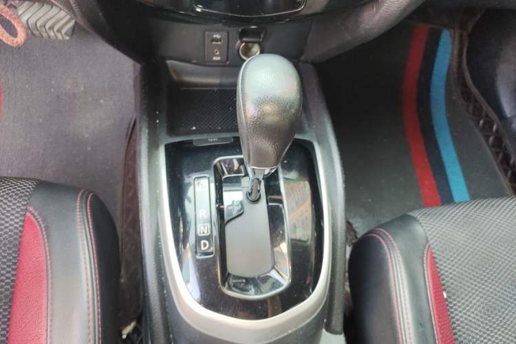 Used Nissan Qashqai 2017 2.0L CVT Smart Enjoyment Version China V Standard Gear Lever