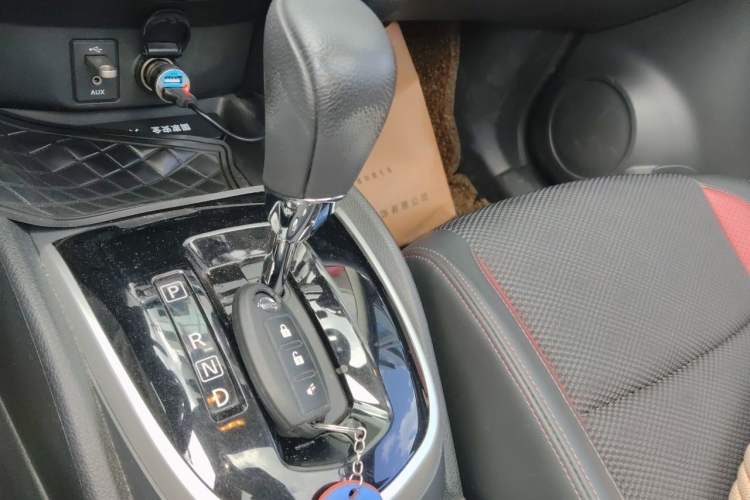 Used Nissan Qashqai 2017 2.0L CVT Luxury Edition China V Standard Gear Lever