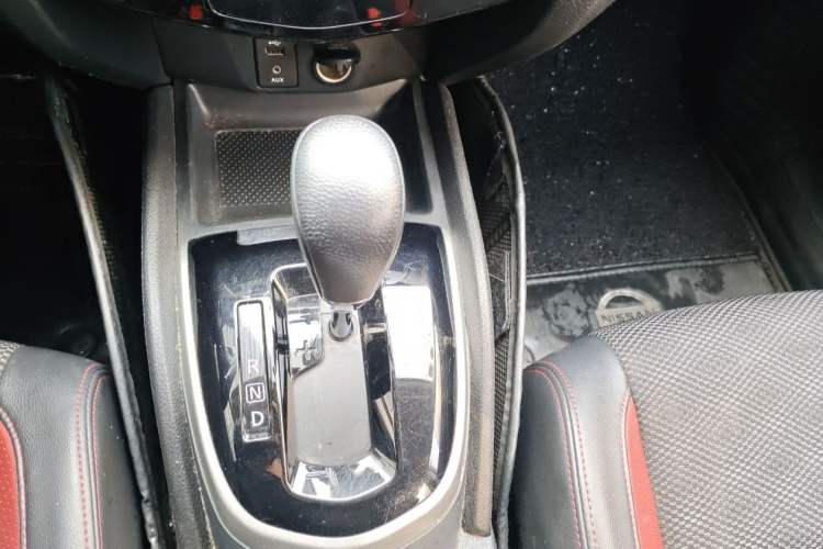 Used Nissan Qashqai 2017 2.0L CVT Smart Enjoyment Version China VI Standard Gear Lever