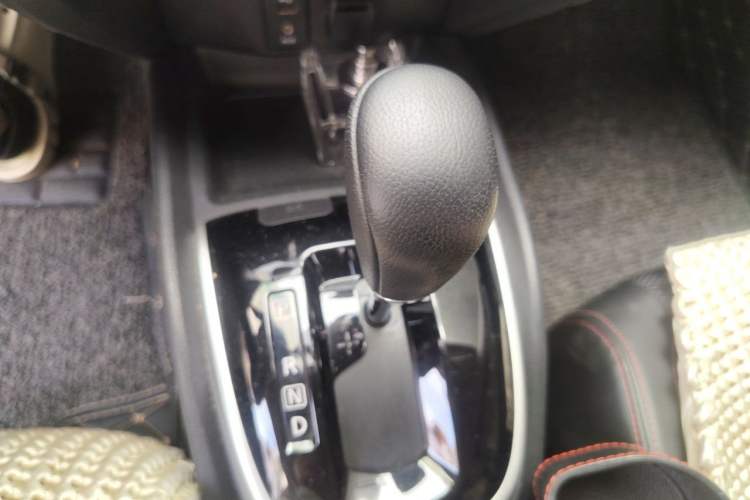 Used Nissan Qashqai 2017 2.0L CVT Luxury Edition China V Standard Gear Lever