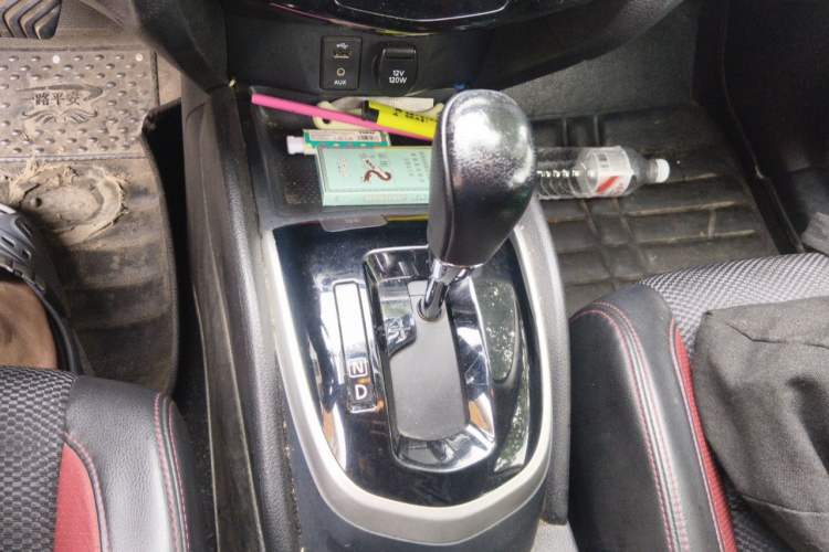 Used Nissan Qashqai 2017 2.0L CVT Smart Enjoyment Version China V Standard Gear Lever