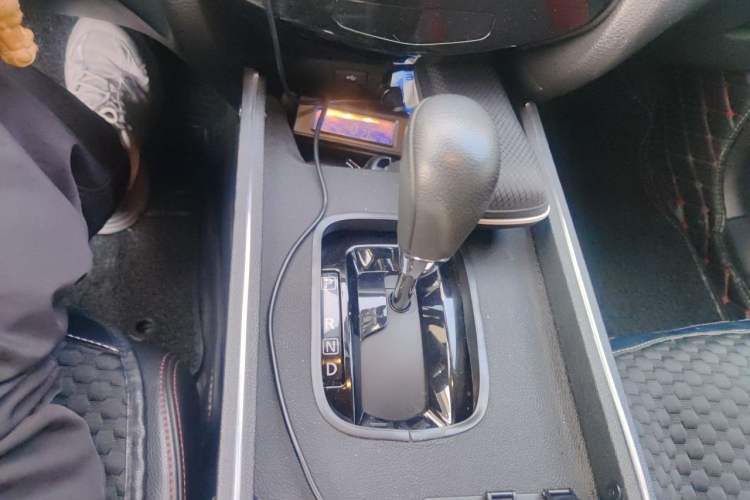 Used Nissan Qashqai 2017 2.0L CVT Smart Enjoyment Version China VI Standard Gear Lever