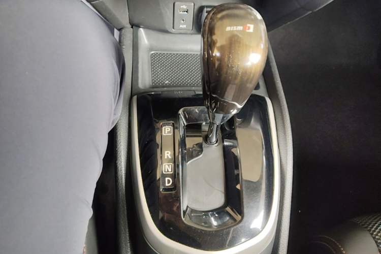 Used Nissan Qashqai 2017 2.0L CVT Smart Enjoyment Version China V Standard Gear Lever