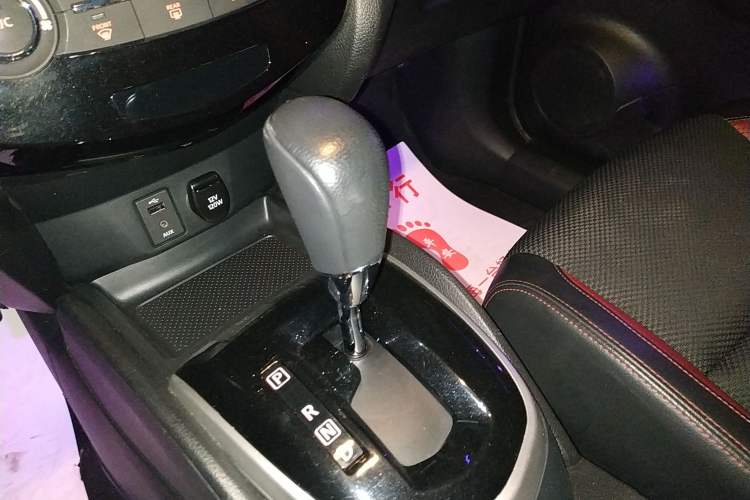 Used Nissan Qashqai 2017 2.0L CVT Smart Enjoyment Version China V Standard Gear Lever