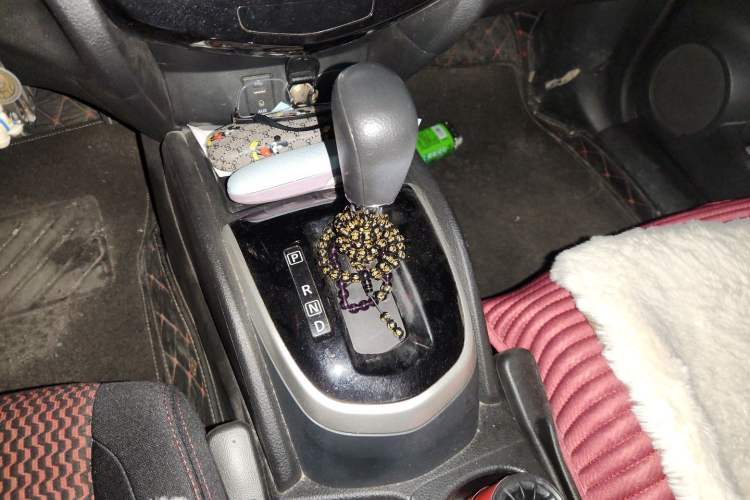 Used Nissan Qashqai 2017 2.0L CVT Elite Edition China V Standard Gear Lever