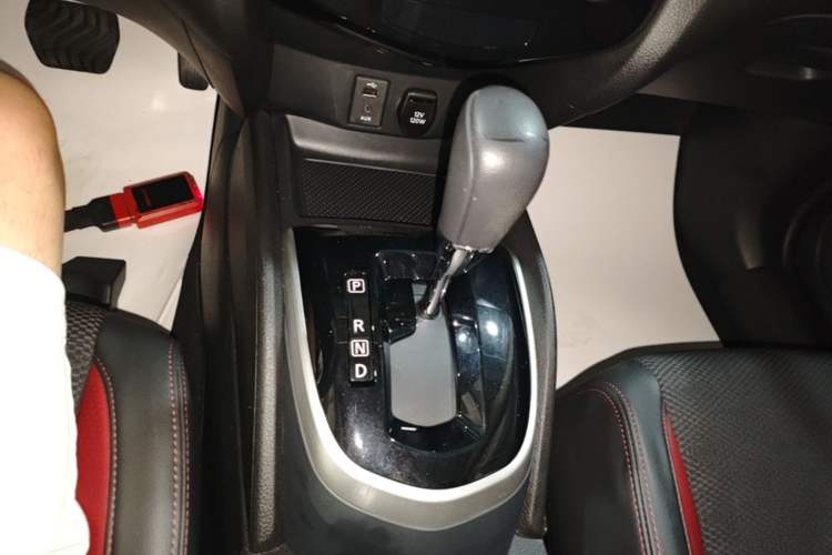 Used Nissan Qashqai 2017 2.0L CVT Luxury Edition China VI Standard Gear Lever