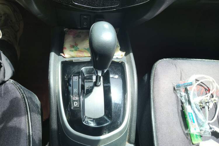 Used Nissan Qashqai 2017 2.0L CVT Smart Enjoyment Version China V Standard Gear Lever