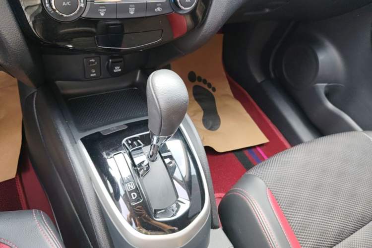 Used Nissan Qashqai 2017 2.0L CVT Smart Enjoyment Version China VI Standard Gear Lever