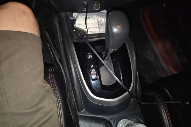 Used Nissan Qashqai 2017 2.0L CVT Elite Edition China V Standard Gear Lever