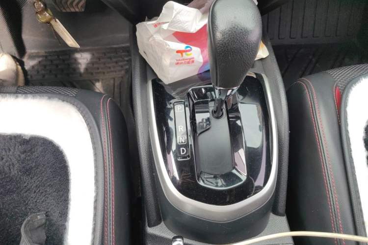 Used Nissan Qashqai 2017 2.0L CVT Smart Enjoyment Version China V Standard Gear Lever
