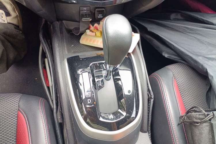 Used Nissan Qashqai 2017 2.0L CVT Smart Enjoyment Version China V Standard Gear Lever