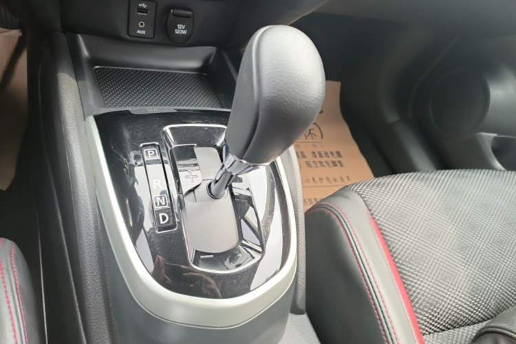 Used Nissan Qashqai 2017 2.0L CVT Smart Enjoyment Version China V Standard Gear Lever