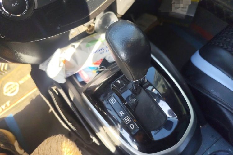 Used Nissan Qashqai 2017 2.0L CVT Elite Edition China V Standard Gear Lever
