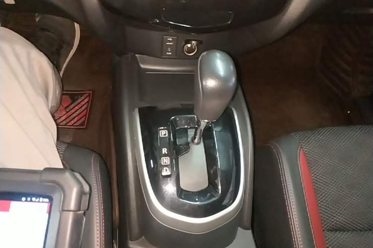Used Nissan Qashqai 2017 2.0L CVT Smart Enjoyment Version China V Standard Gear Lever