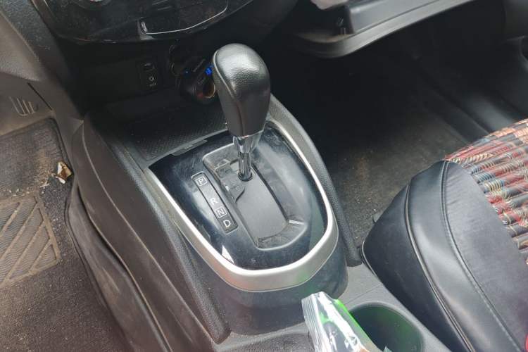 Used Nissan Qashqai 2017 2.0L CVT Smart Enjoyment Version China V Standard Gear Lever