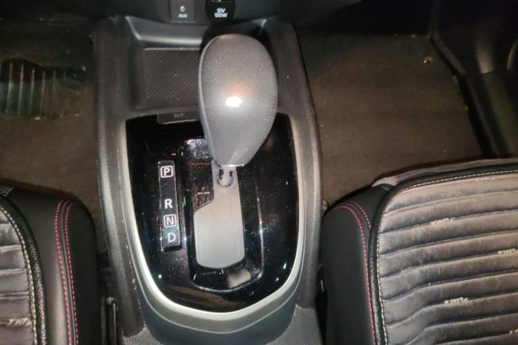 Used Nissan Qashqai 2017 2.0L CVT Smart Enjoyment Version China V Standard Gear Lever