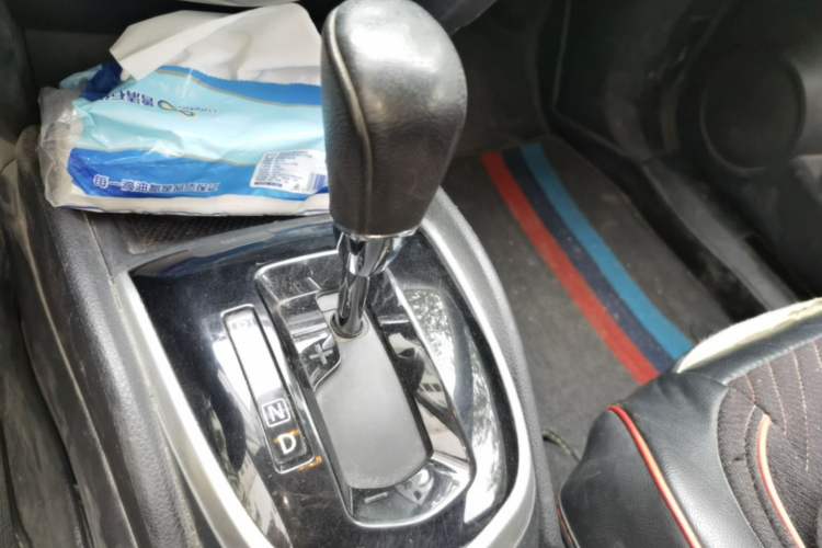 Used Nissan Qashqai 2017 2.0L CVT Smart Enjoyment Version China V Standard Gear Lever