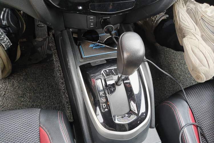 Used Nissan Qashqai 2017 2.0L CVT Smart Enjoyment Version China V Standard Gear Lever