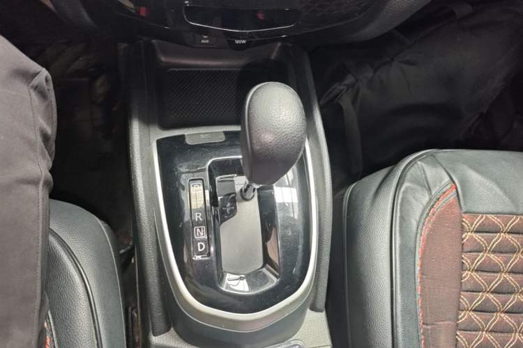 Used Nissan Qashqai 2017 2.0L CVT Smart Enjoyment Version China V Standard Gear Lever