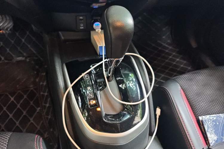 Used Nissan Qashqai 2017 2.0L CVT Smart Enjoyment Version China VI Standard Gear Lever
