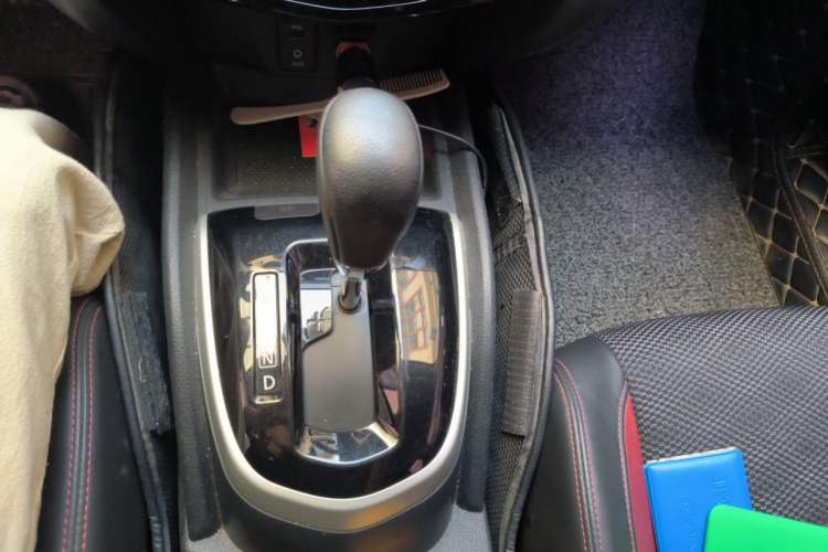 Used Nissan Qashqai 2017 2.0L CVT Luxury Edition China V Standard Gear Lever