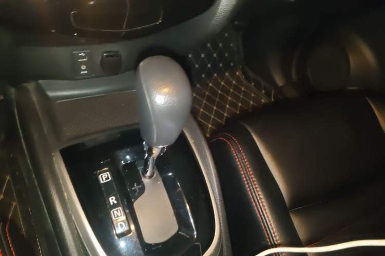 Used Nissan Qashqai 2017 2.0L CVT Elite Edition China V Standard Gear Lever